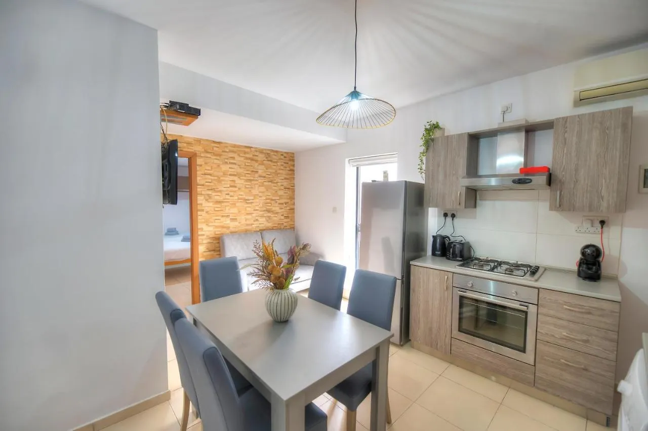 Comfortable 2Bedrooms In Paceville, Balcony Jpor1-3 Saint Julian's Apartment